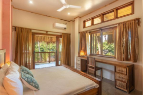 Camanolo Boutique House